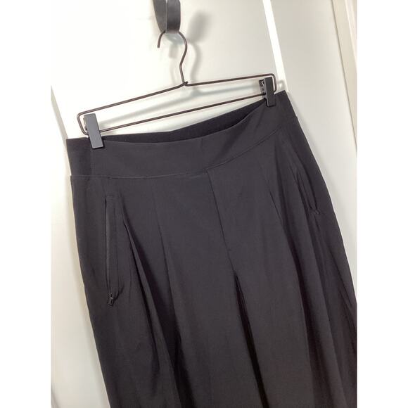 Athleta Women's Brooklyn Heights High Rise Pleated Wide Leg Pants Black Size 12 - Picture 2 of 10
